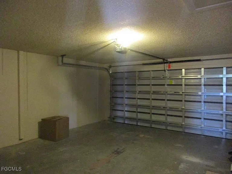 1510 SE 11th Pl — Photo 21
