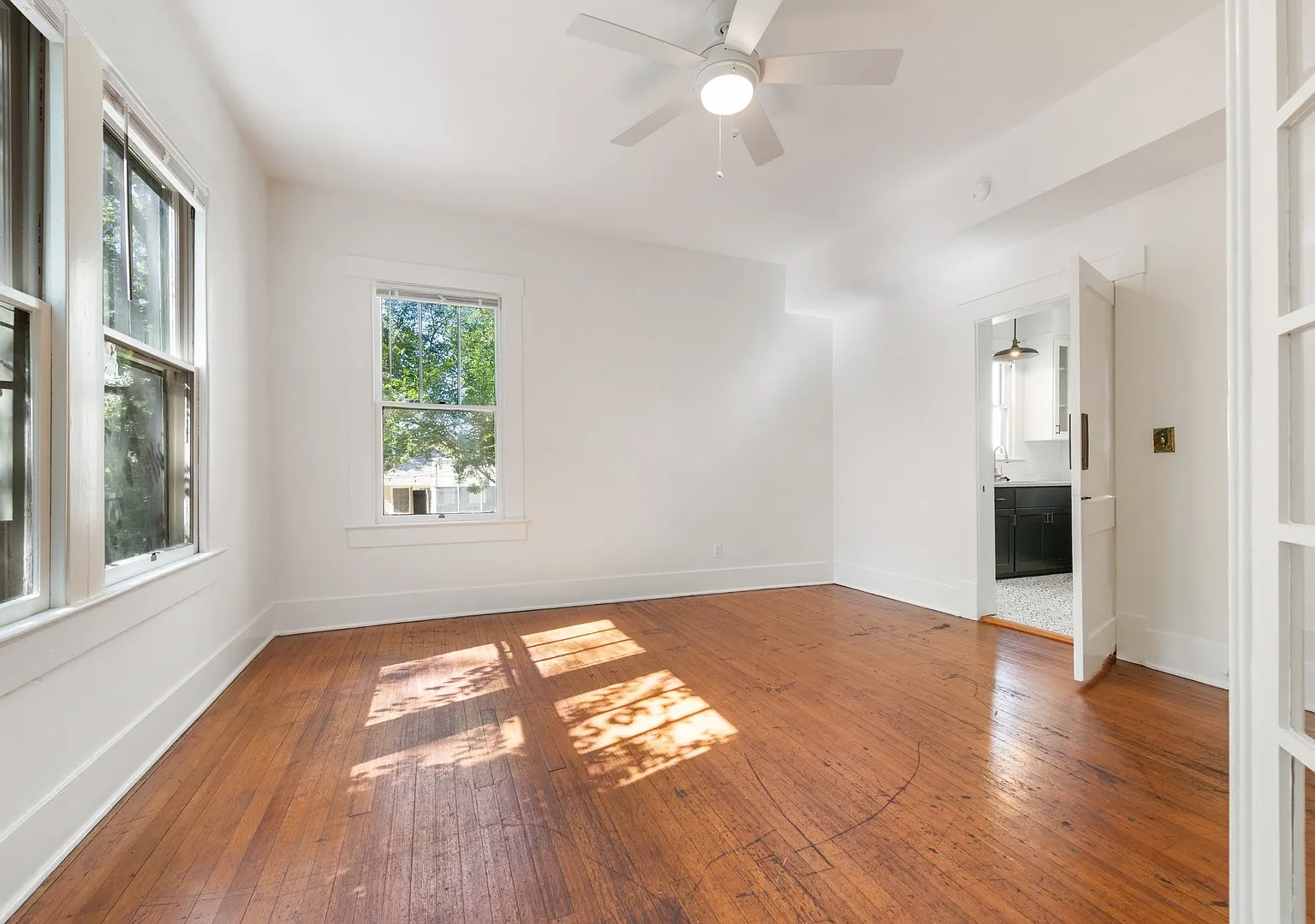 2810 San Pedro Street — Photo 3
