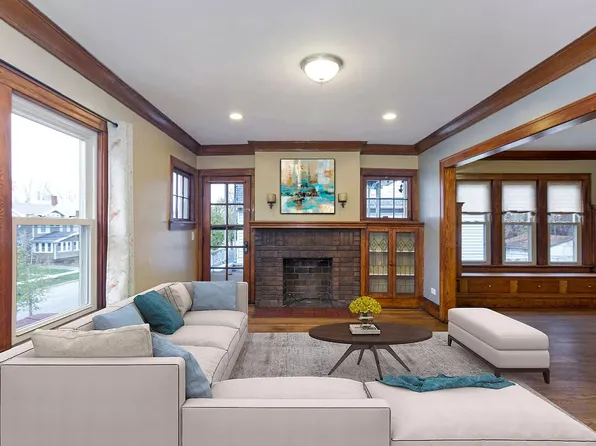 9807 Baltic Rd, Cleveland, OH 44102