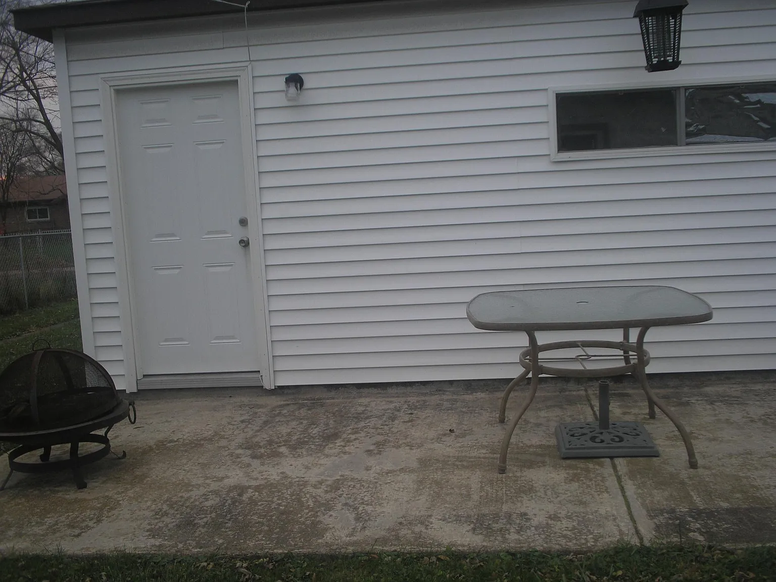 3 bed, 125 sqft, $1,800 — Photo 3