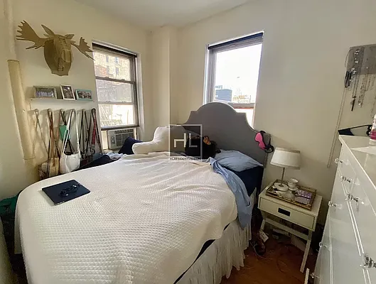 Rented by Highline Residential | media 28