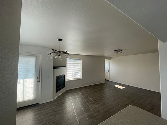4th image of 1094 Longbow Ln APT E