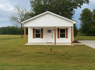 105 New Center Rd, Hartselle, AL 35640