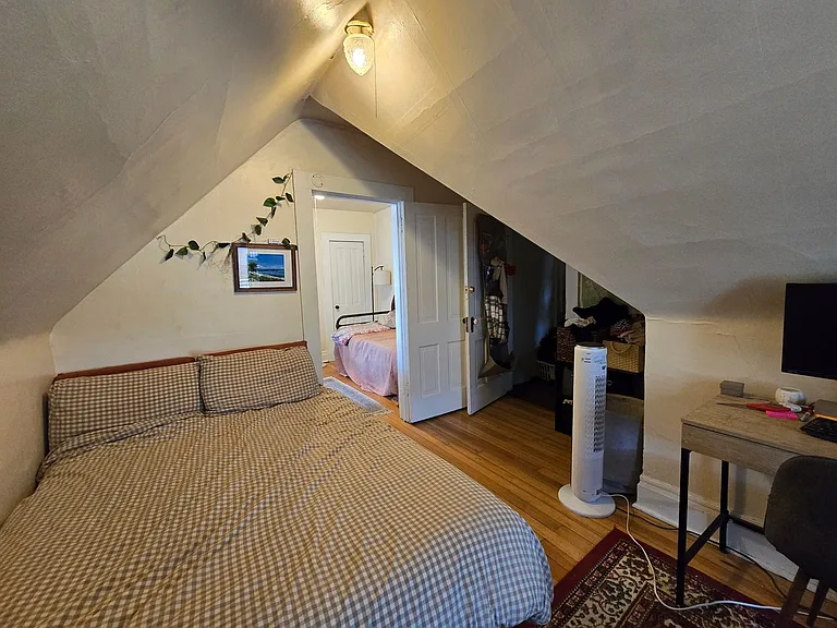 1032 Pine — Photo 36