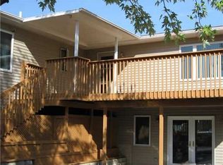 33 33rd Ave SW, Cedar Rapids, IA 52404