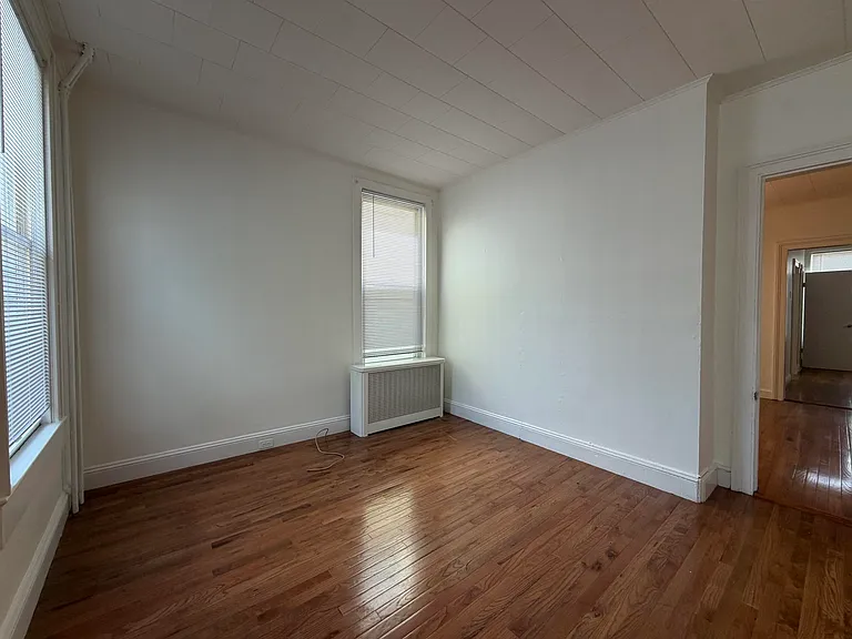 13 Elizabeth St #1 — Photo 10