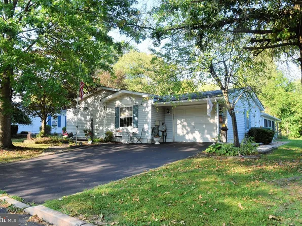 4 Williams Way, Sellersville, PA 18960