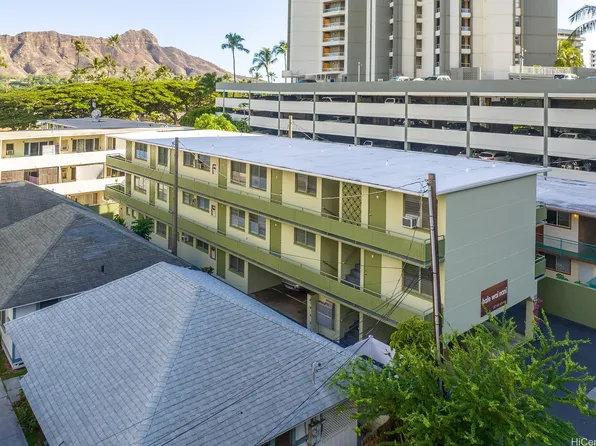 287 Wai Nani Way, Honolulu, HI 96815