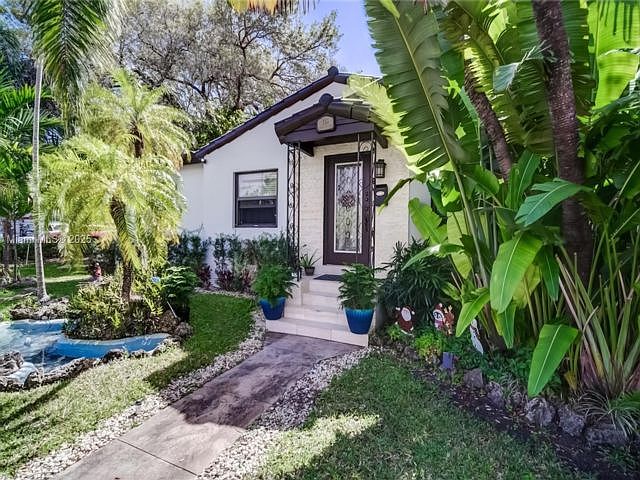 1st image of 135 Ponce De Leon Blvd #135