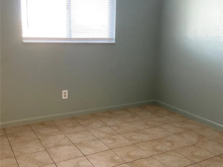 1423 Andalusia Blvd — Photo 6
