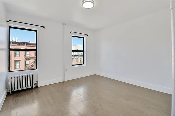 Rented by Avenues Real Estate | media 3