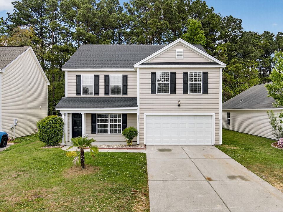 1st image of 1016 Deerberry Rd