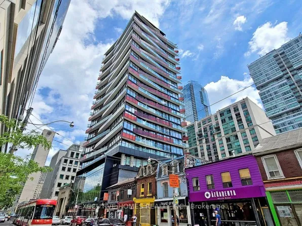 215 Queen St W, Toronto, ON