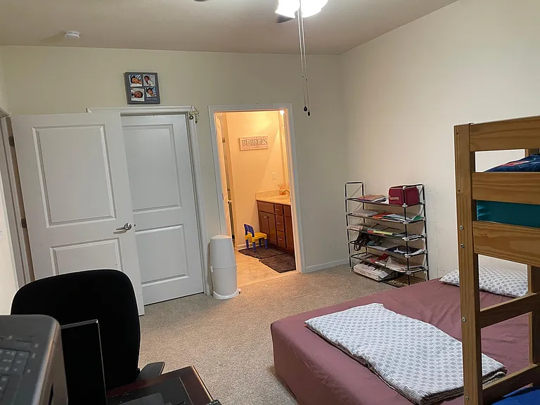 833 Strassle Way #833 — Photo 15