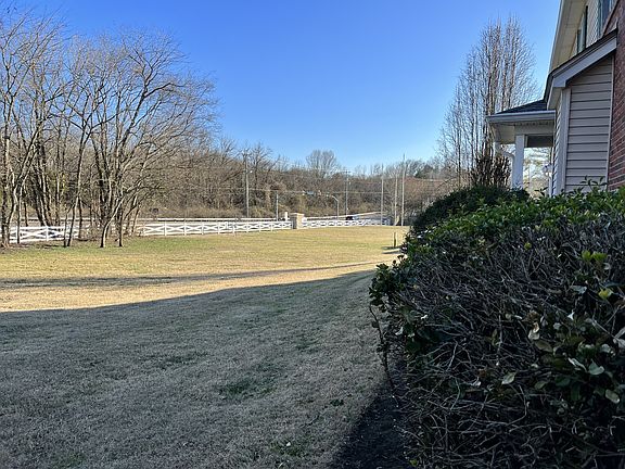 4th image of 2128 Nashboro Blvd