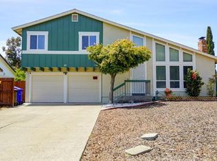 124 Olive Ct, Hercules, CA 94547