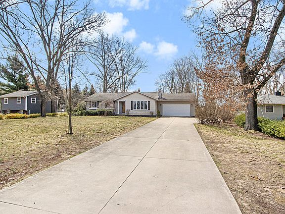 2nd image of 59650 Whitewood Dr