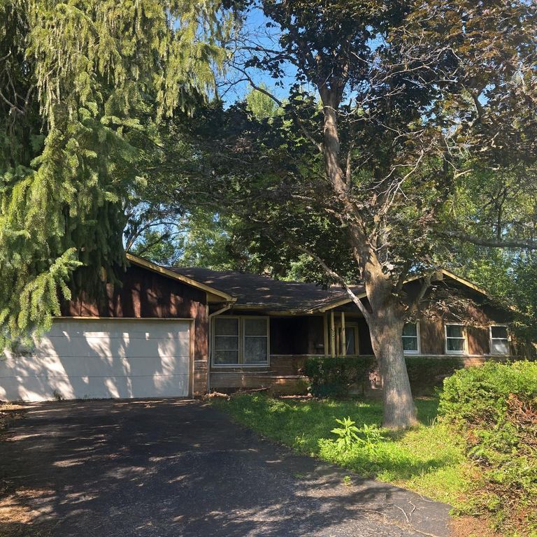 Real estate listing image