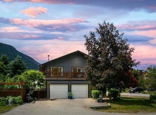 7407 Harrow Rd, Pemberton, BC V0N2L1