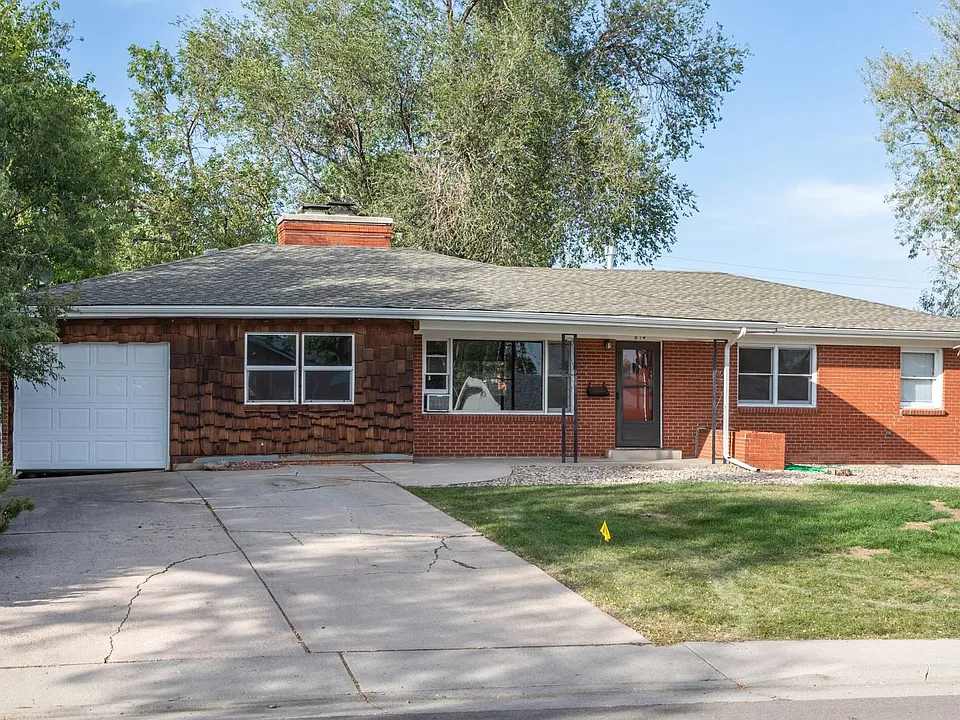 614 Ramona Ave