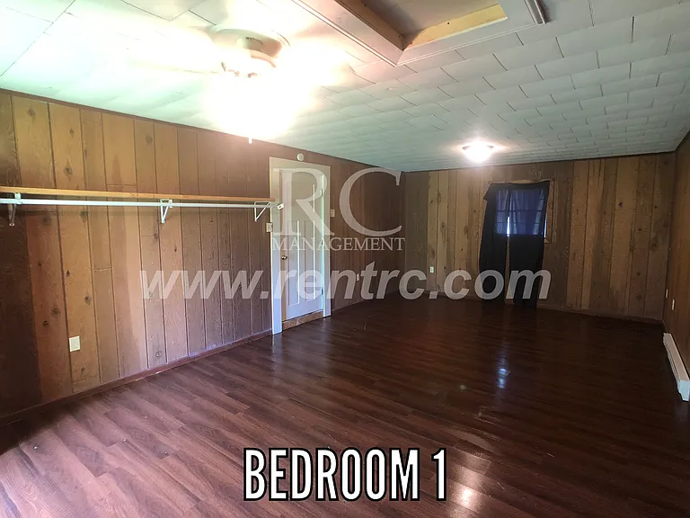 903 Southmoor Dr — Photo 9
