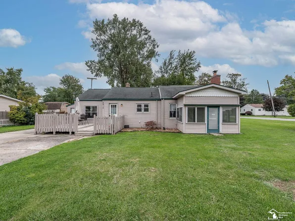 2910 Navarre Blvd, Monroe, MI 48162
