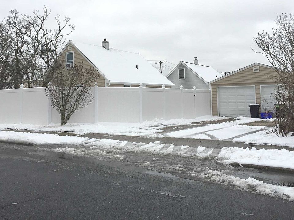 2nd image of 691 Barnes Ave