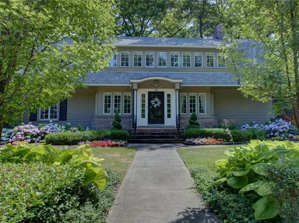 2069 Coventry Rd, Cleveland Heights, OH 44118