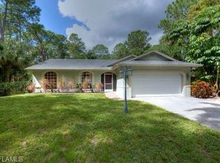 1561 Logan Ct, Naples, FL 34116