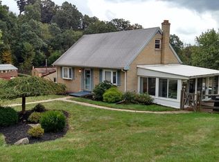 301 Blaze Dr, Glenshaw, PA
