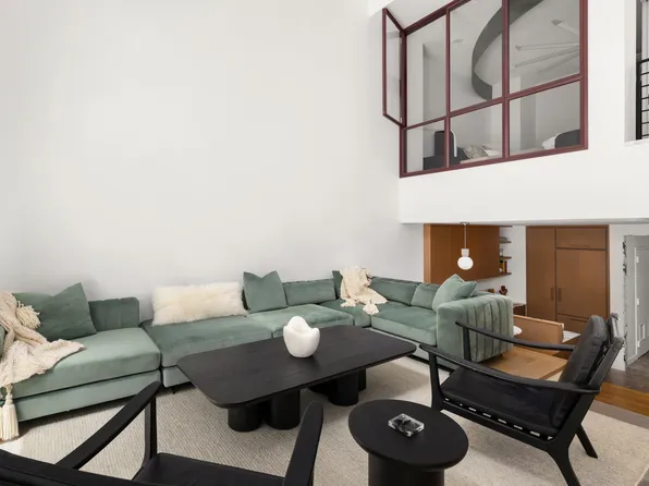 37 Bridge Street image 3 of 14