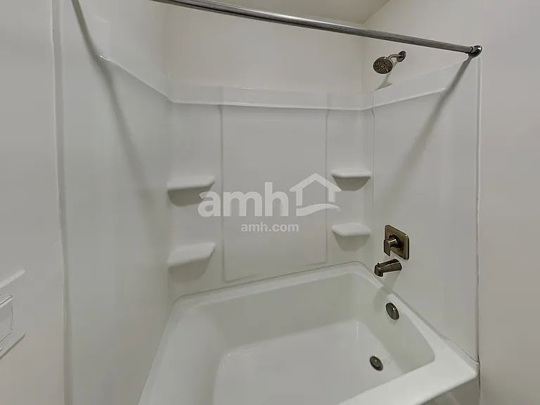 1278 Village Green Trl — Photo 13
