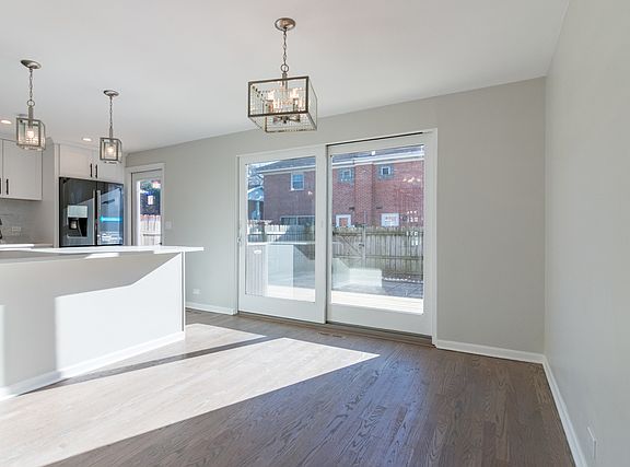 5th image of 7865 Nordica Ave