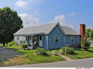 866 Allen Farm Rd, Canton, NC 28716