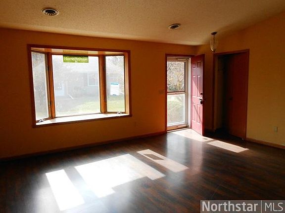 3rd image of 3646 Gershwin Ln N