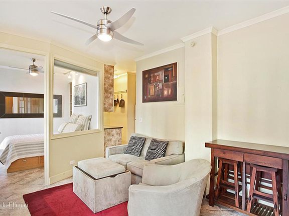 4th image of 517 E 77th St APT 6O