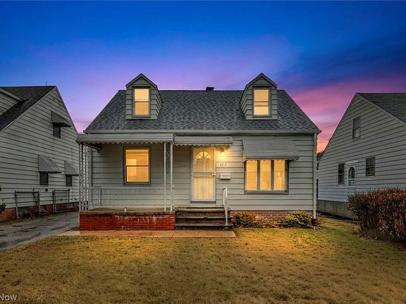 3rd image of 15313 Fernway Dr