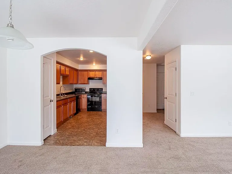 3816 Saddle Ridge Trl — Photo 18