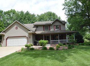 2452 Idaho St, Chesterton, IN 46304