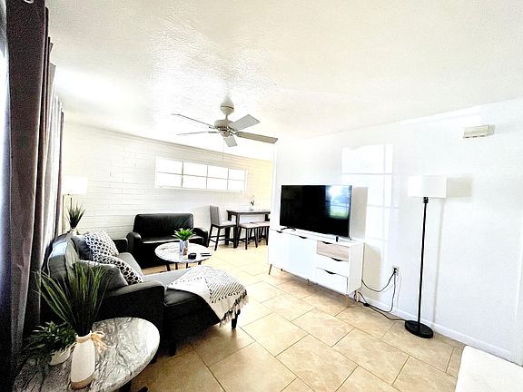 3rd image of 4425 N 21st St
