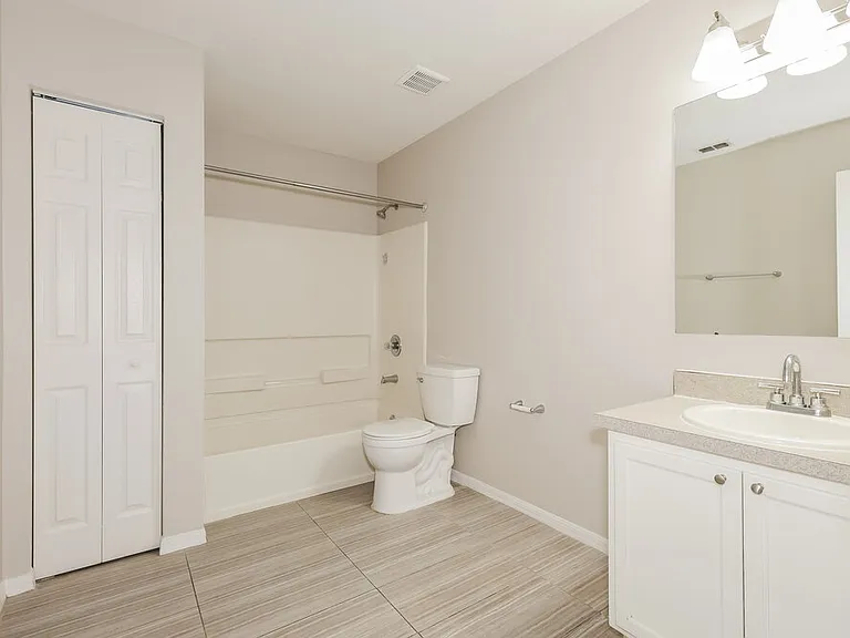 9540 Simeon Dr — Photo 15