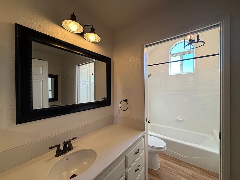 16327 Bassett Ct — Photo 16
