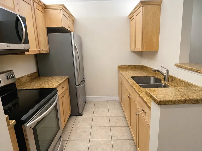 1600 Arch St #1510 — Photo 3