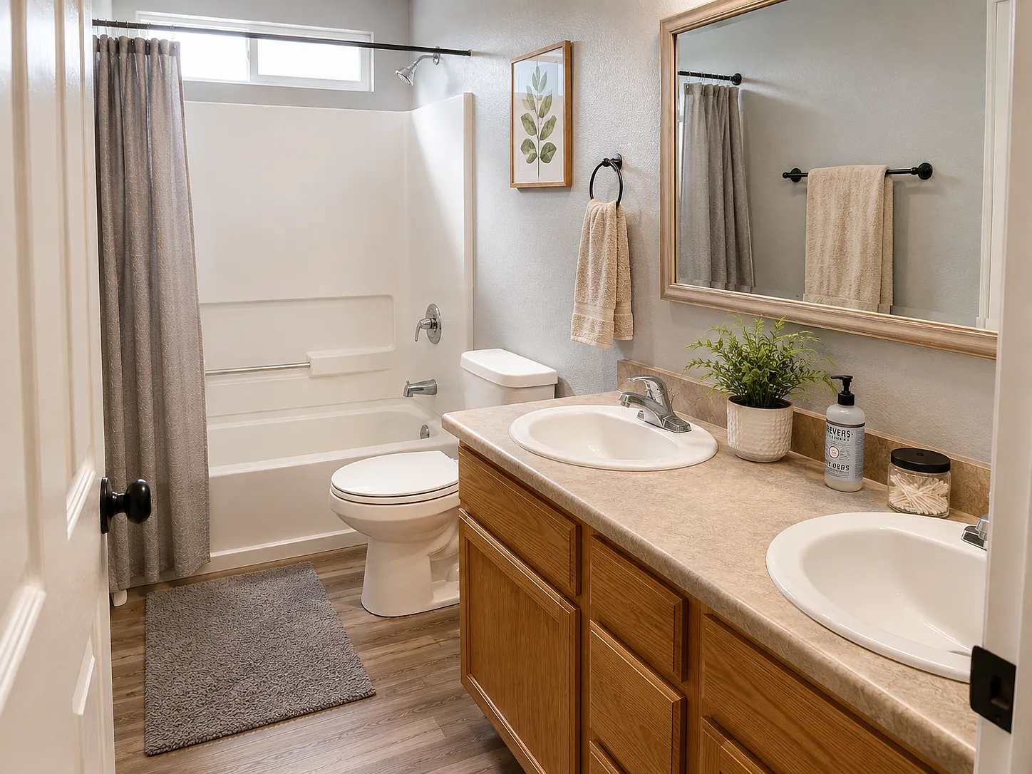 3 bed, 1125 sqft, $2,700 — Photo 3
