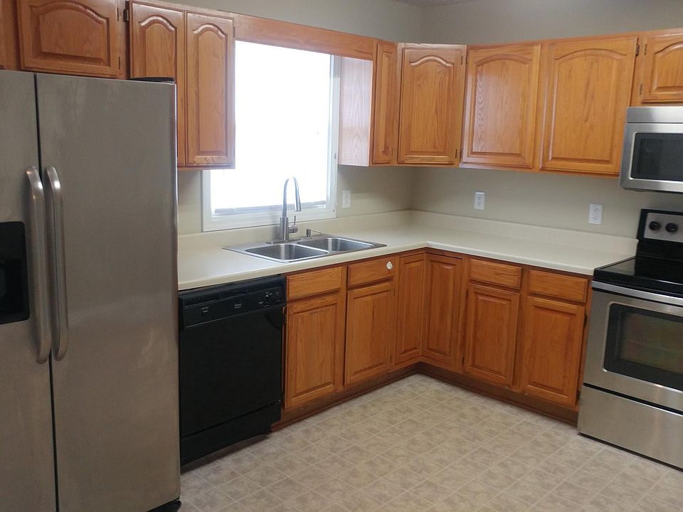 1st image of 109 Glenstone Ct Unit 109