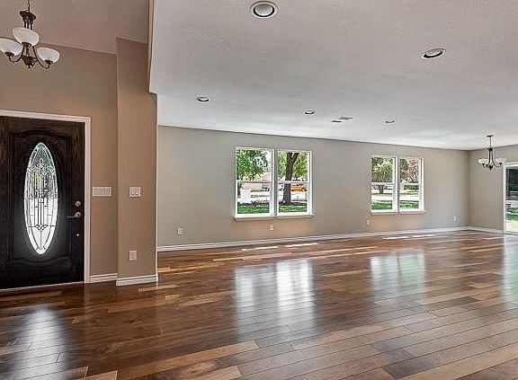 5th image of 504 Quail Creek Dr