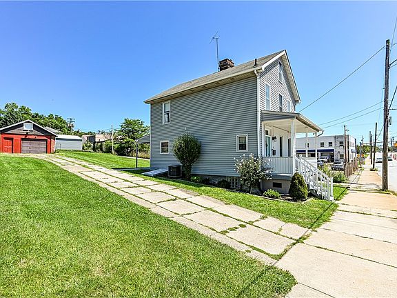 3rd image of 615 W Otterman St