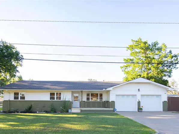 401 N Sunset St, Ponca City, OK 74601