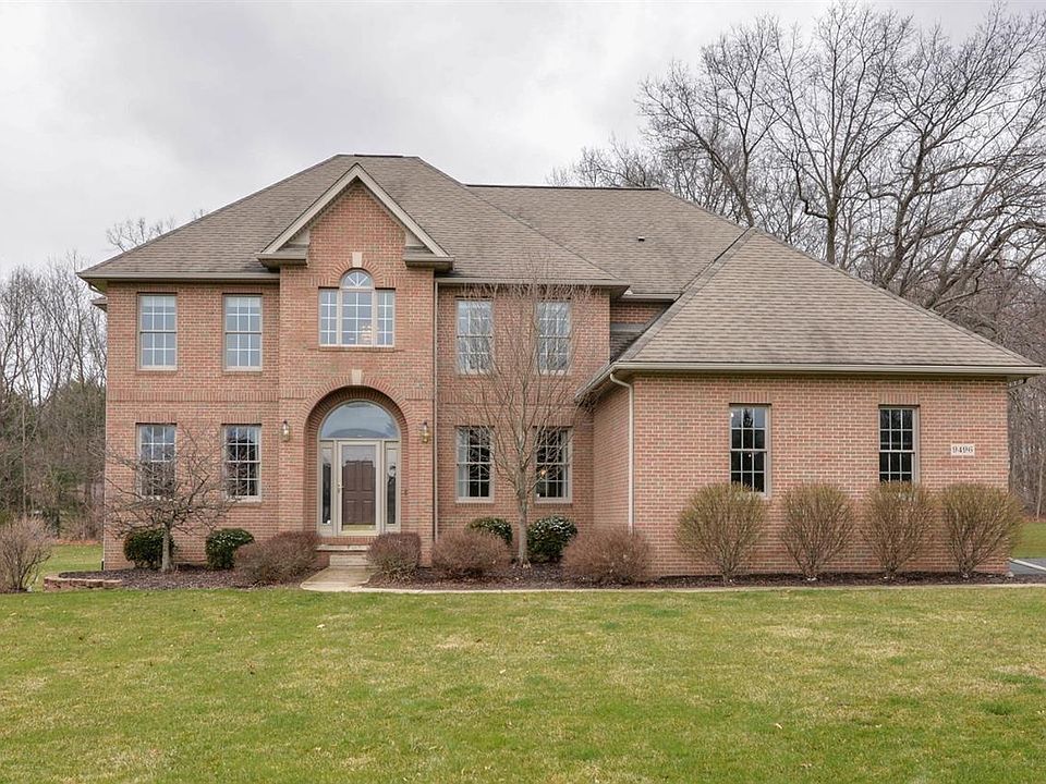 1st image of 9496 Sherwood Dr