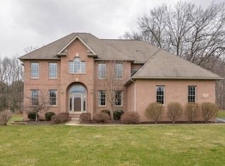 9496 Sherwood Dr, Saline, MI